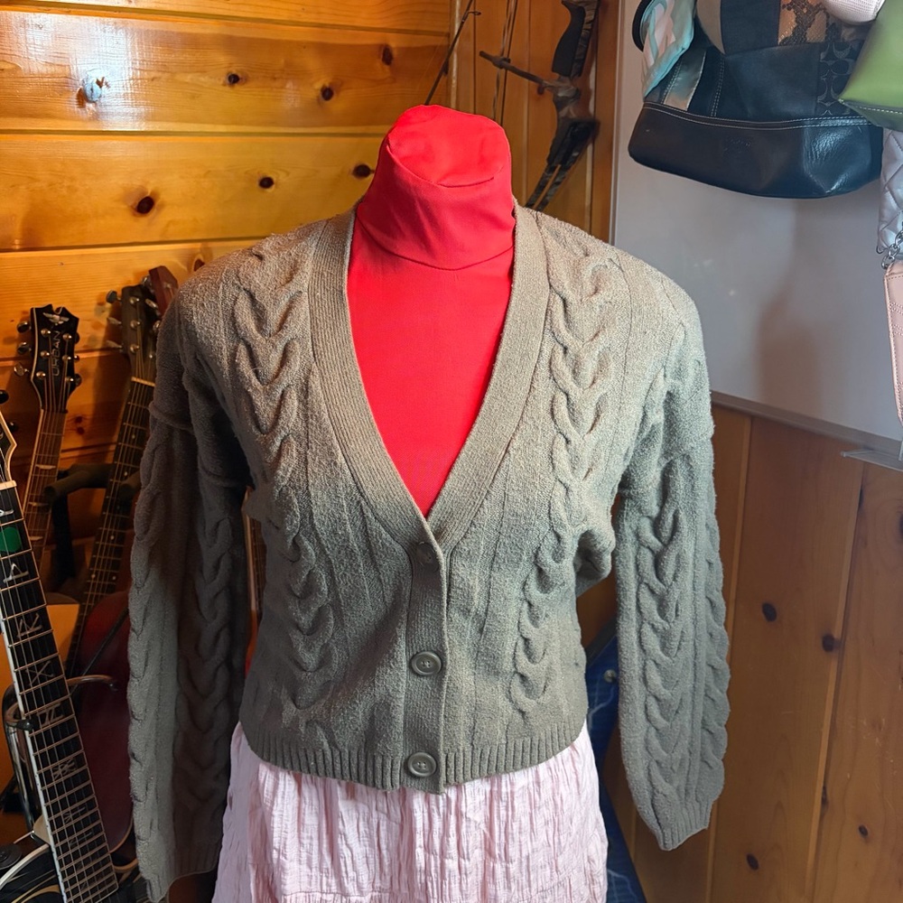 Women’s Wild Fable Long Sleeve Cable knit Button Down Pewter Brown Sweater M